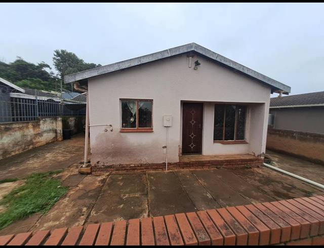 3 BEDROOM FREESTANDING FOR SALE IN PANORAMA GARDENS